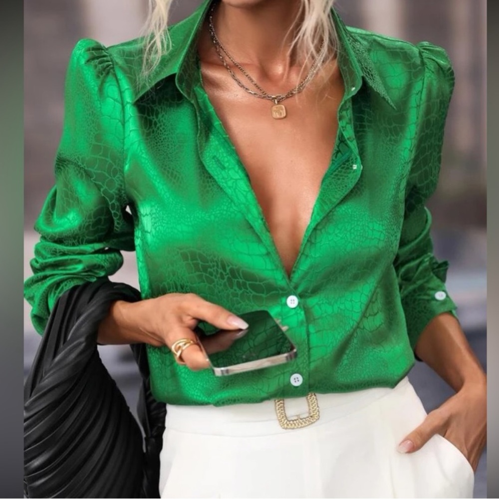 Luxe green jacquard button down business casual top